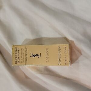 YSL touché eclat blur primer